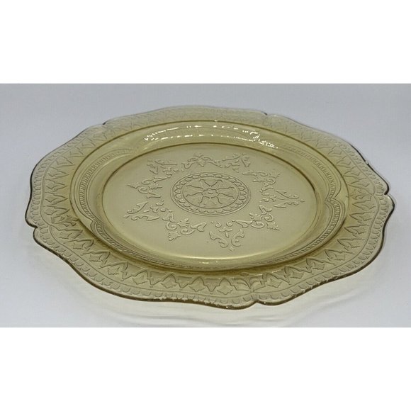 Vintage Federal Glass Amber Yellow Depression Patrician/Spoke Notched Plate 11” - Picture 3 of 5